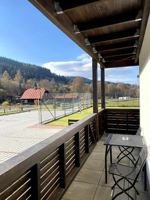 Apartmany Neta Velke Karlovice, Polansky Dvur מראה חיצוני תמונה